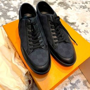 Louis Vuitton offshore men sneakers 9.5